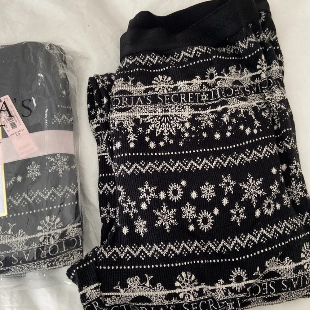 NIP Victoria’s Secret fair isle thermal long pajama set, small long - Picture 3 of 4